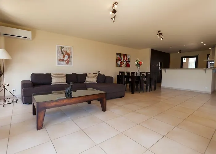 Sci Albellu Tatil Evi Sagone (Corsica)